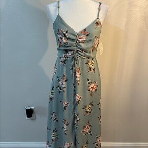 NWT Altar'd State Floral Maxi Dress in Soft Green size medium